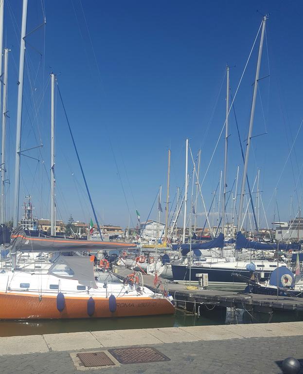 Casa Vacanze Giramondo Fiumicino Dış mekan fotoğraf