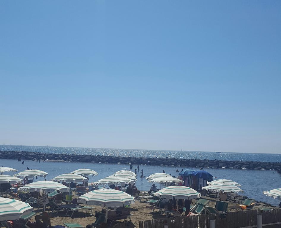 Casa Vacanze Giramondo Fiumicino Dış mekan fotoğraf